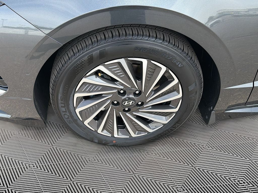 2026 Hyundai SONATA HYBRID Limited