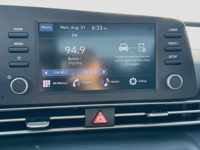 2026 Hyundai ELANTRA SE