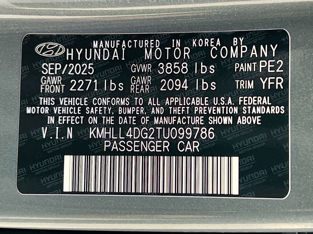 2026 Hyundai ELANTRA SE