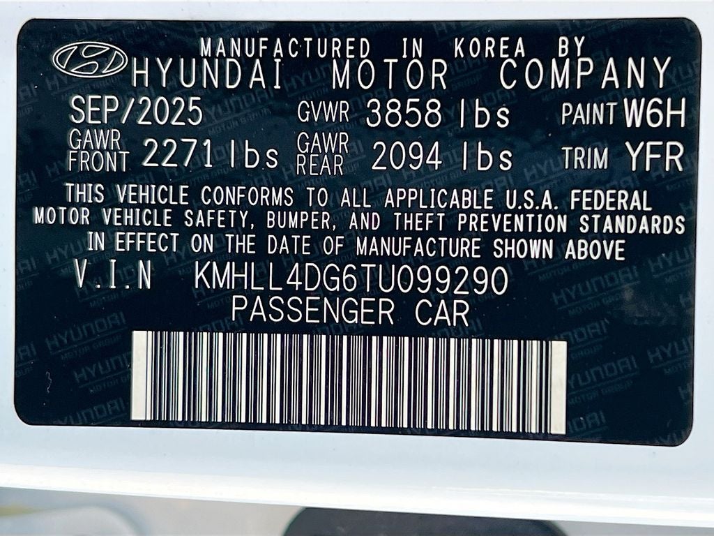 2026 Hyundai ELANTRA SE