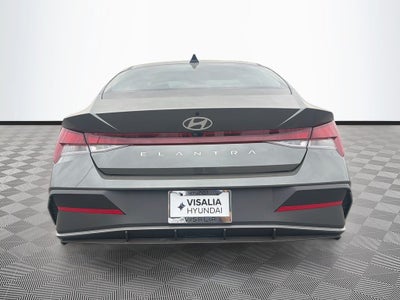 2026 Hyundai ELANTRA SE