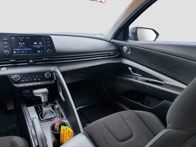 2021 Hyundai ELANTRA SEL
