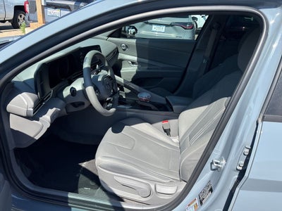 2023 Hyundai ELANTRA SEL