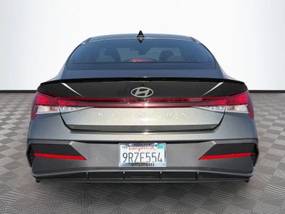 2025 Hyundai ELANTRA SEL Sport