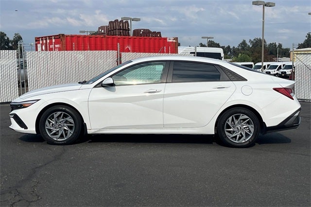 2025 Hyundai ELANTRA HYBRID Blue