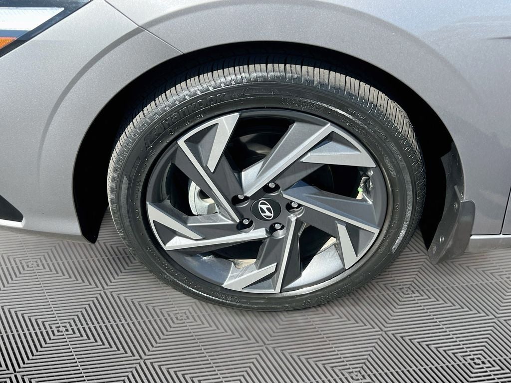 2024 Hyundai ELANTRA HYBRID Limited