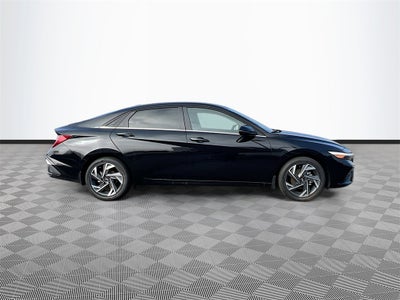 2025 Hyundai ELANTRA HYBRID Limited