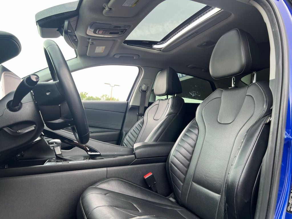 2023 Hyundai ELANTRA Limited