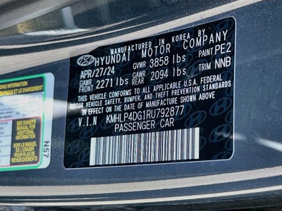 2024 Hyundai ELANTRA Limited