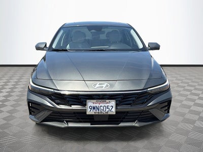 2024 Hyundai ELANTRA Limited