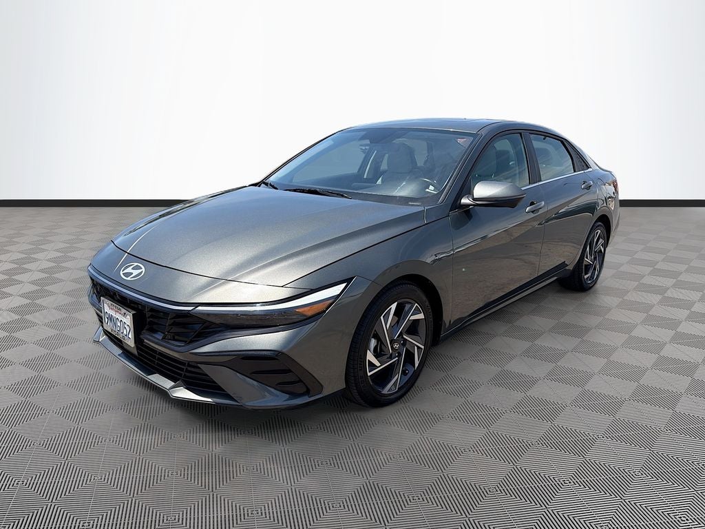 2024 Hyundai ELANTRA Limited