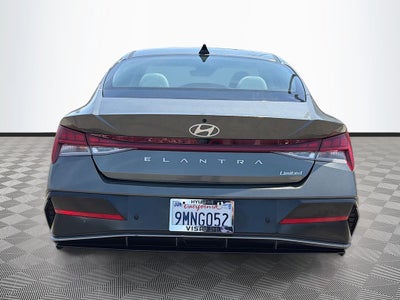 2024 Hyundai ELANTRA Limited