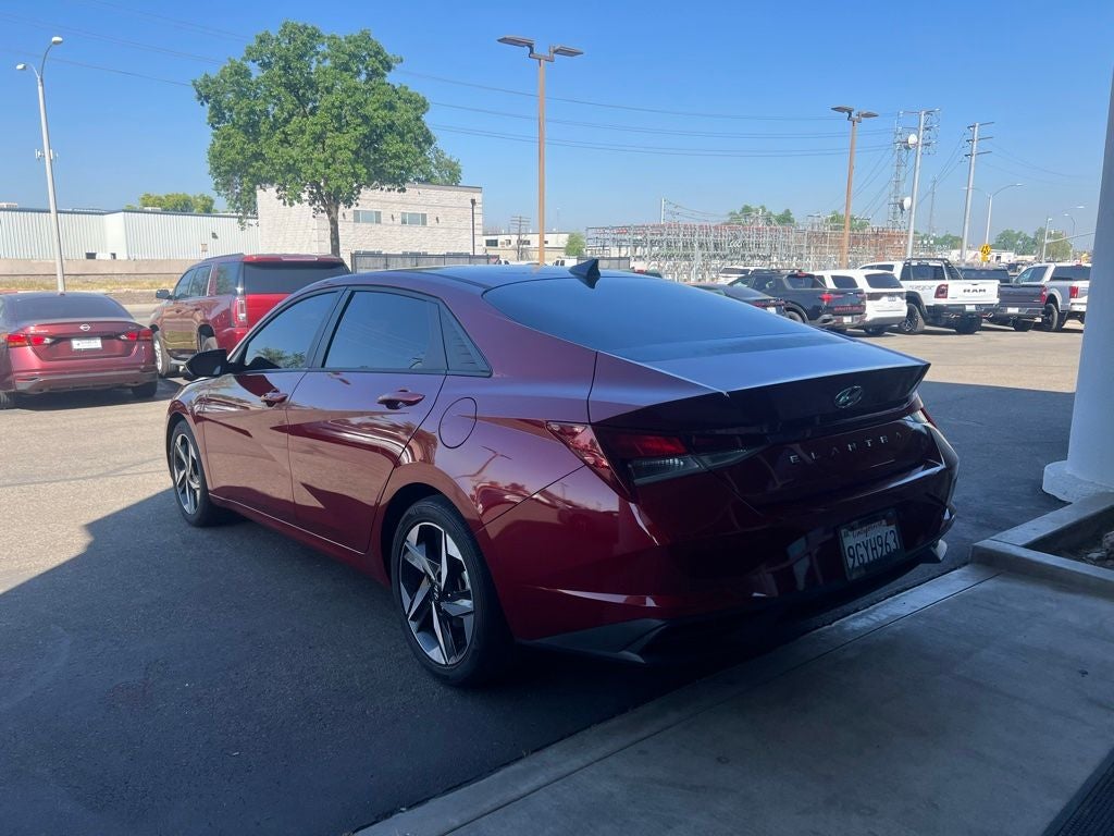 2023 Hyundai ELANTRA SEL