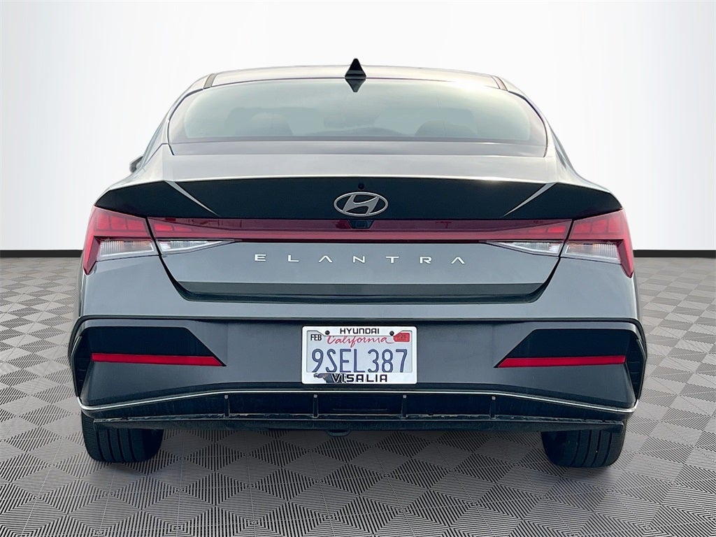 2025 Hyundai ELANTRA SEL Convenience