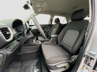 2025 Hyundai VENUE SE