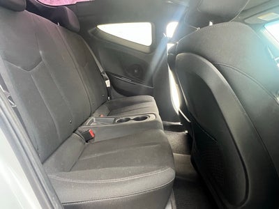 2017 Hyundai VELOSTER Value Edition