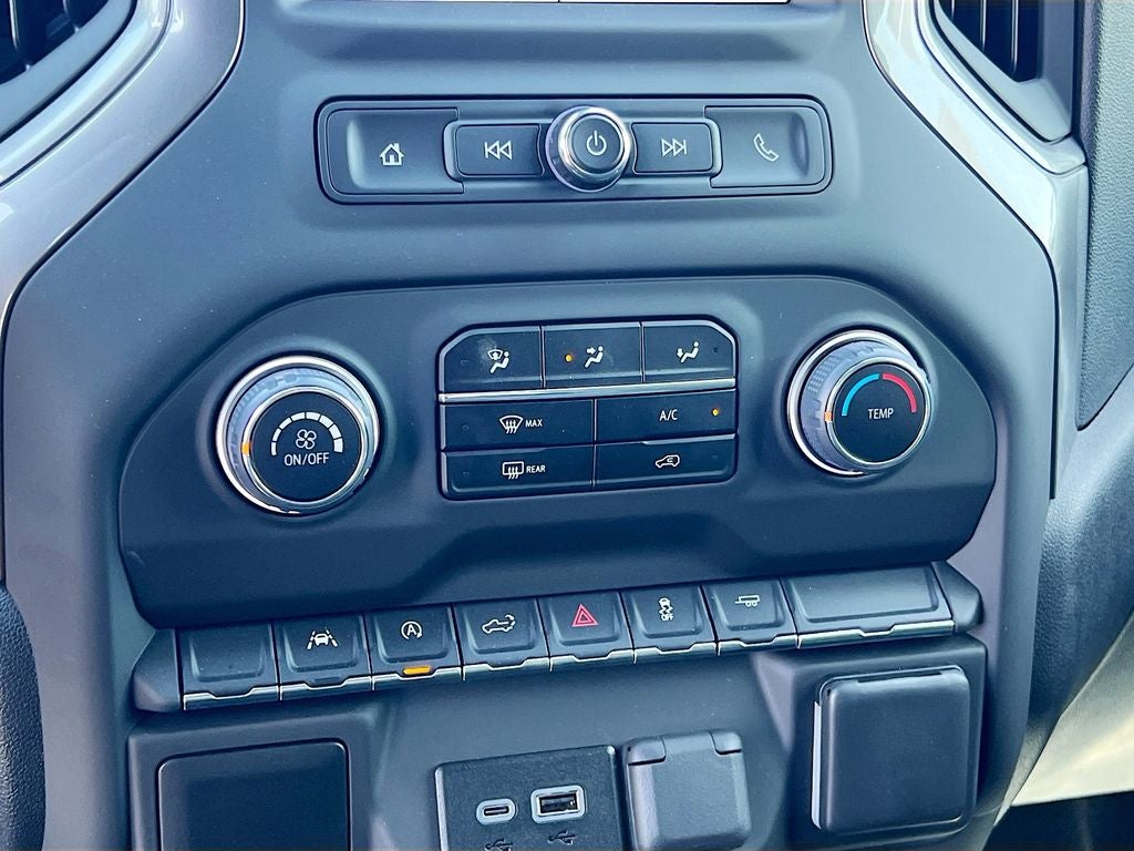 2025 Chevrolet Silverado 1500 Custom