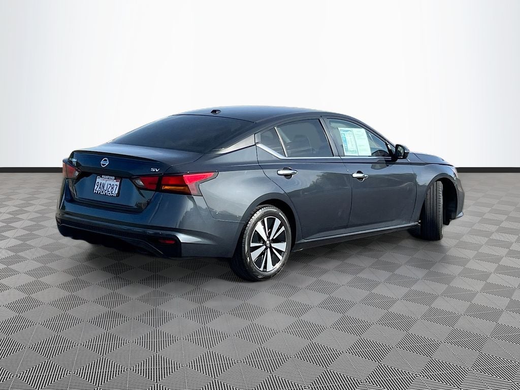 2022 Nissan Altima 2.5 SV