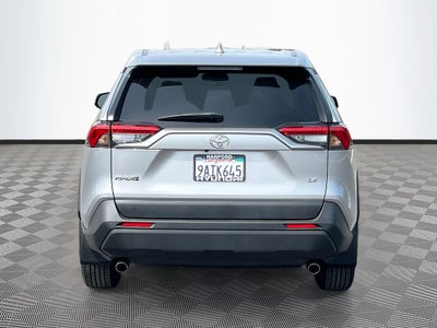 2022 Toyota RAV4 LE