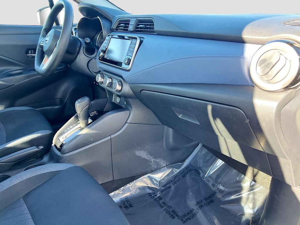 2023 Nissan Versa 1.6 SV