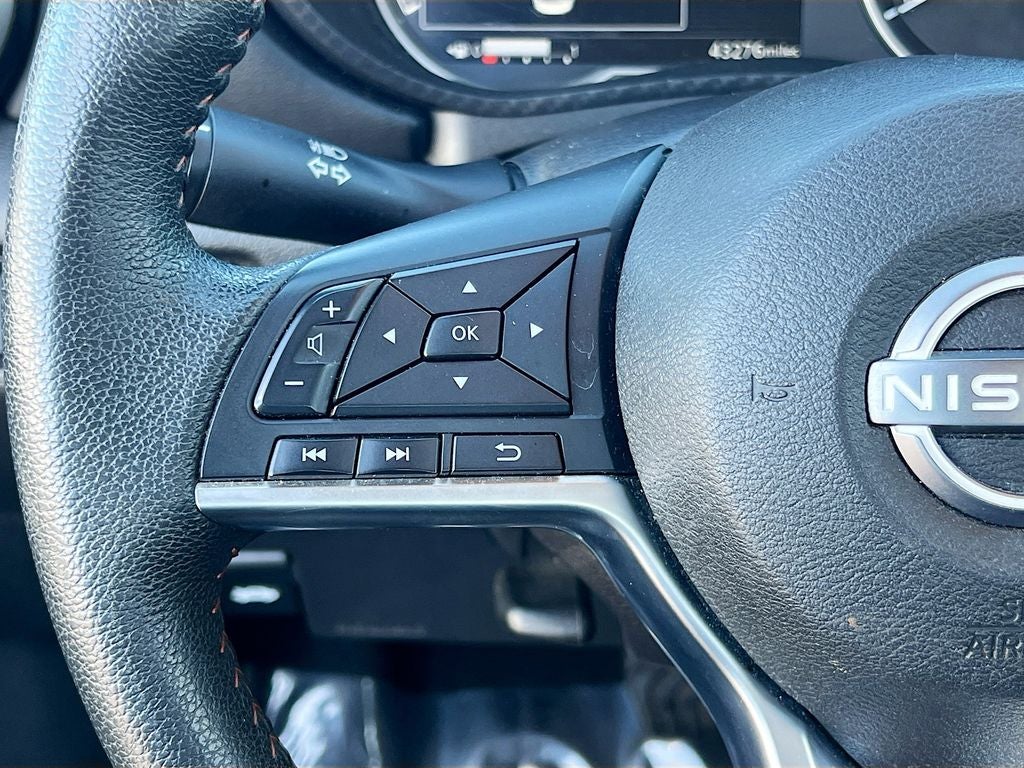 2024 Nissan Versa 1.6 SR