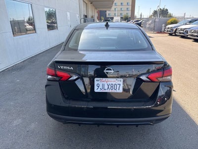2024 Nissan Versa 1.6 SR