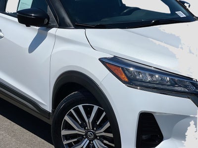 2021 Nissan Kicks SR