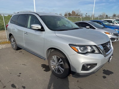 2020 Nissan Pathfinder SL