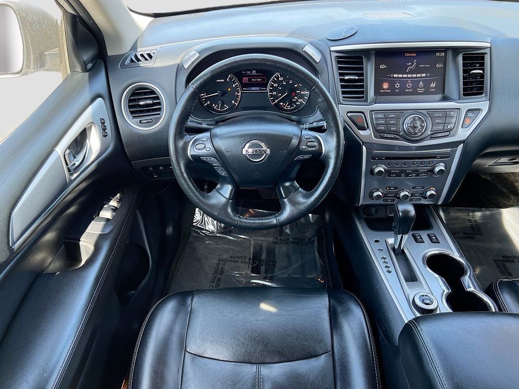 2020 Nissan Pathfinder SL