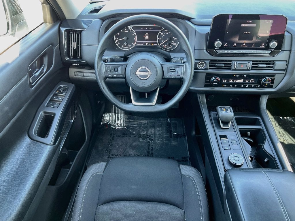 2023 Nissan Pathfinder S