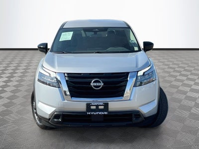 2023 Nissan Pathfinder S