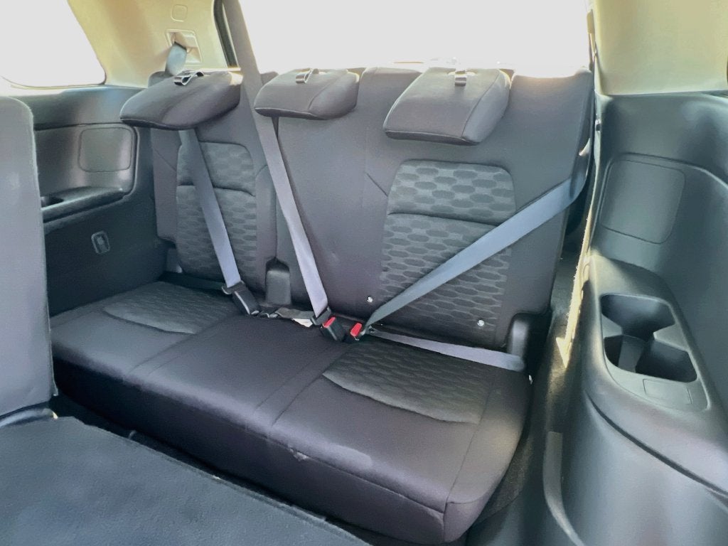 2023 Nissan Pathfinder S