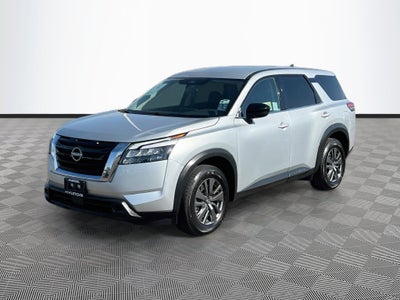 2023 Nissan Pathfinder S