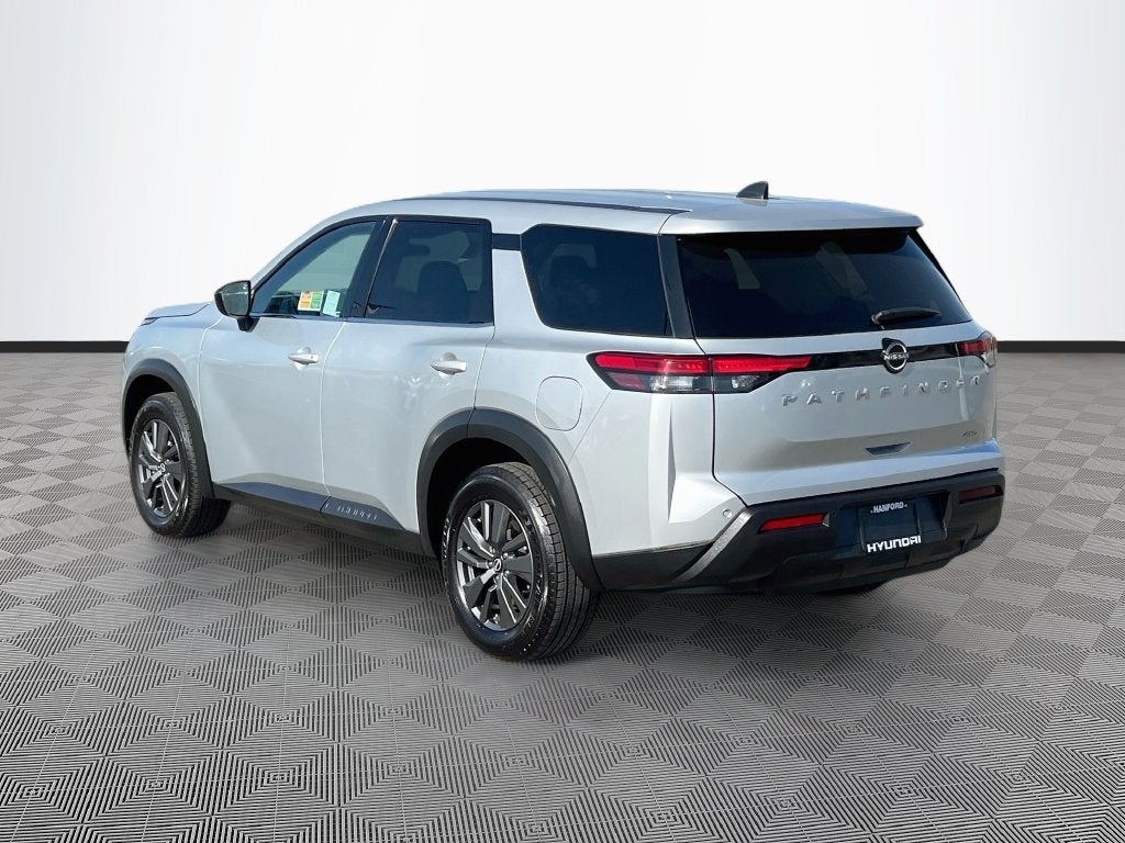 2023 Nissan Pathfinder S