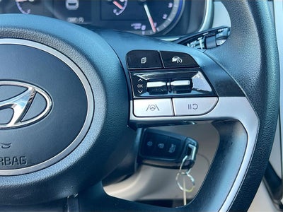 2022 Hyundai TUCSON SE