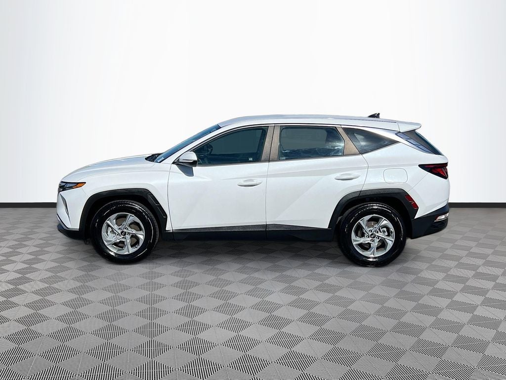 2022 Hyundai TUCSON SE