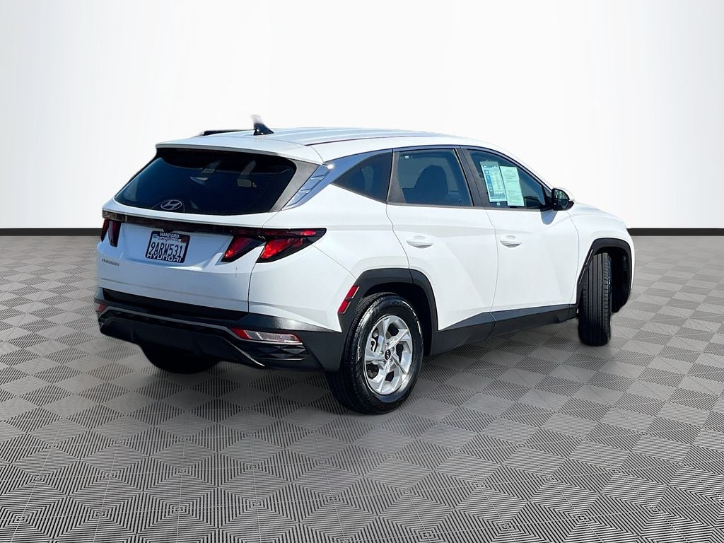 2022 Hyundai TUCSON SE