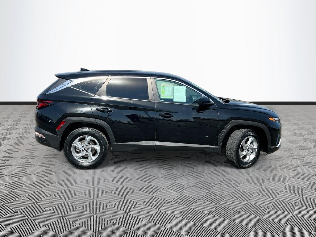 2024 Hyundai TUCSON SE