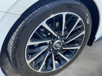 2021 Hyundai SONATA Limited