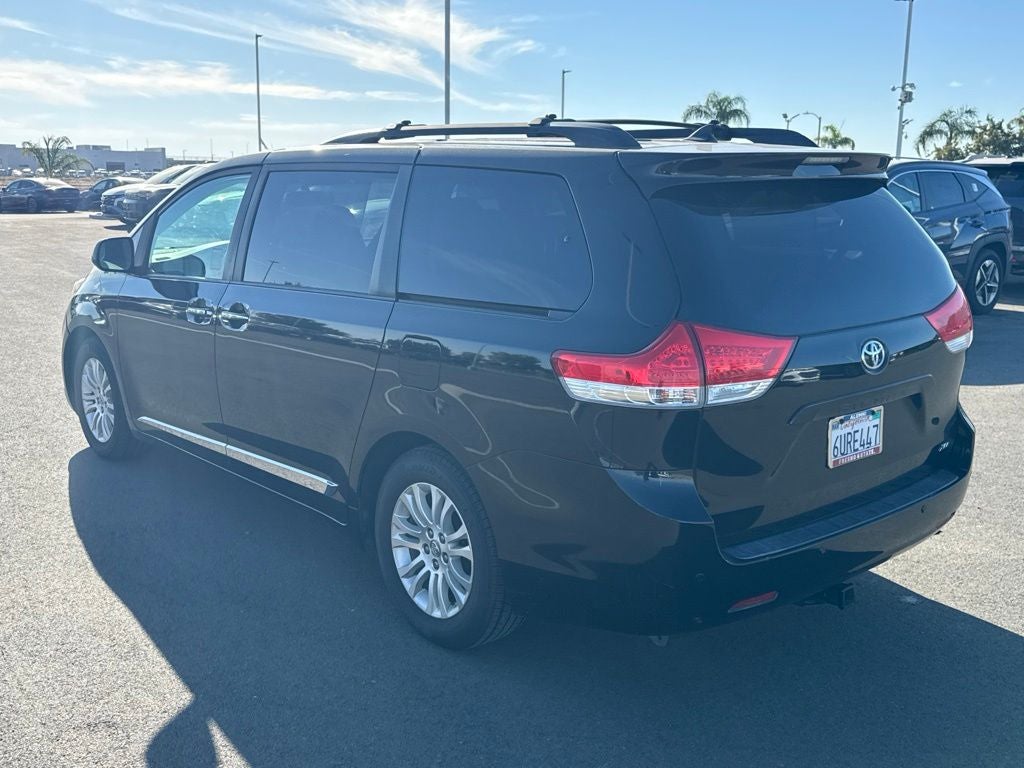 2012 Toyota Sienna XLE 8 Passenger
