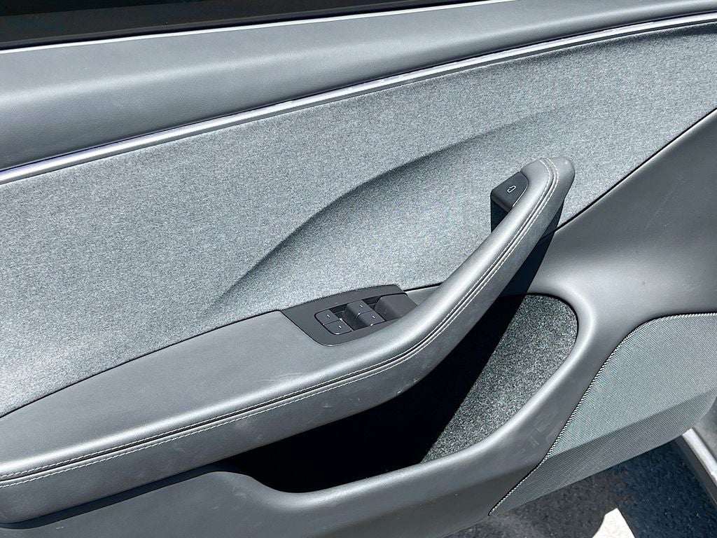 2025 Tesla Model 3 Standard