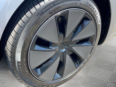 2025 Tesla Model 3 Standard