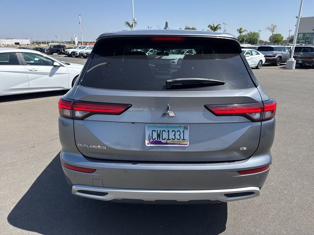 2024 Mitsubishi Outlander SE