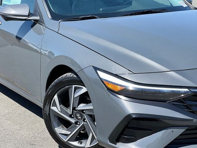 2024 Hyundai ELANTRA Limited