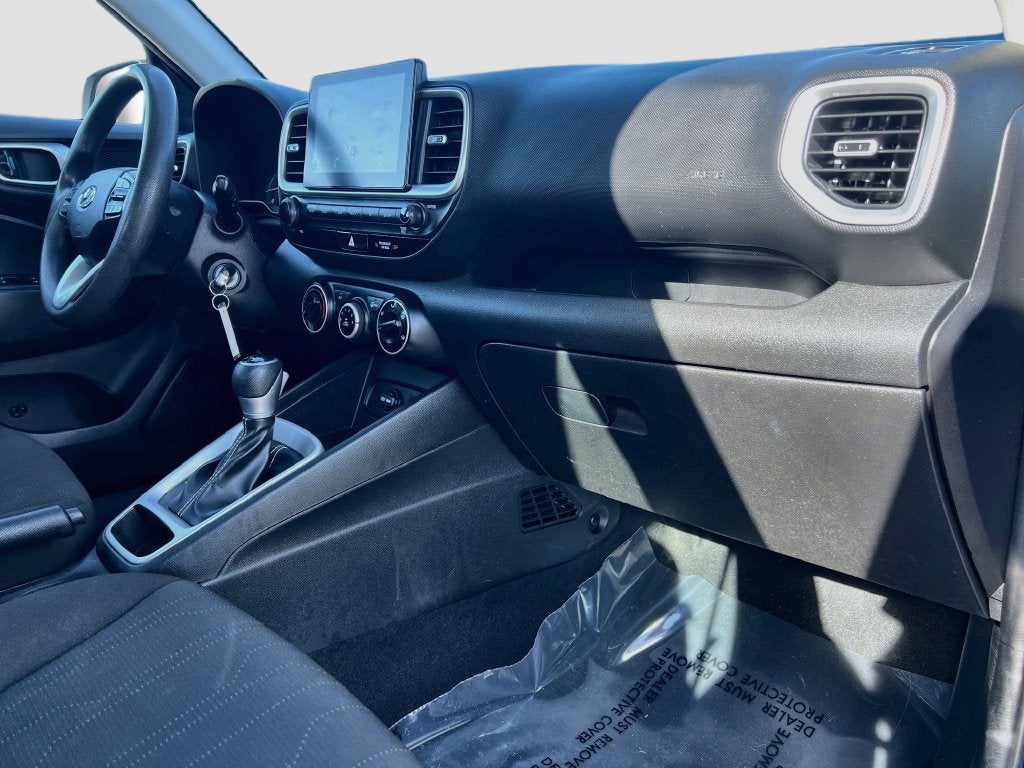 2021 Hyundai VENUE SE