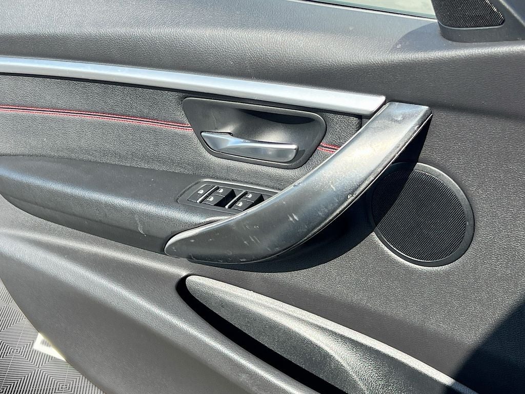 2018 BMW 3 Series 330i