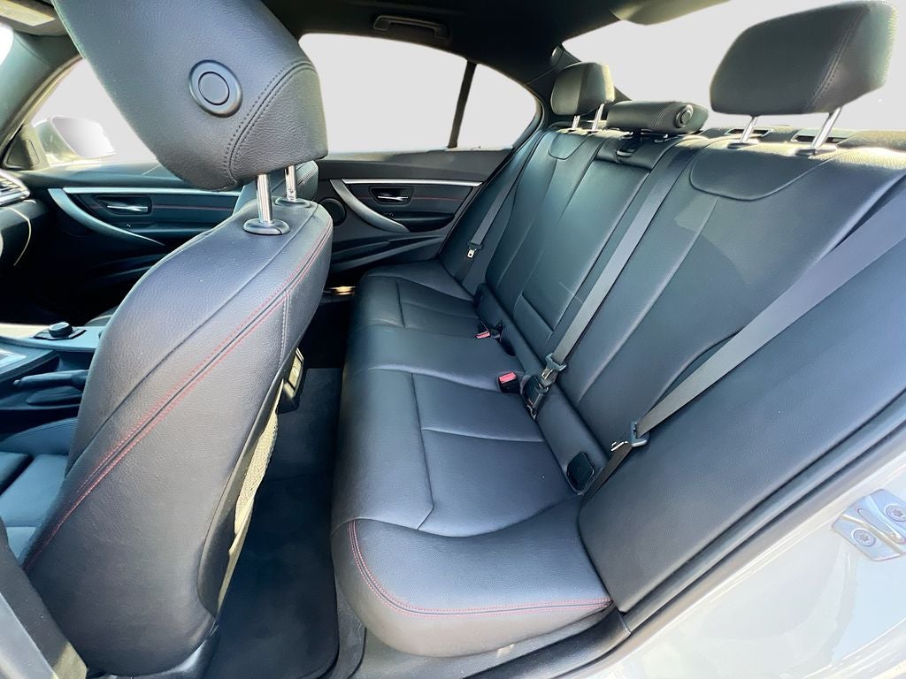 2018 BMW 3 Series 330i